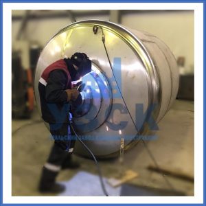 Купить баки и ёмкости из нержавеющей стали от завода УЗСК в Старом Осколе